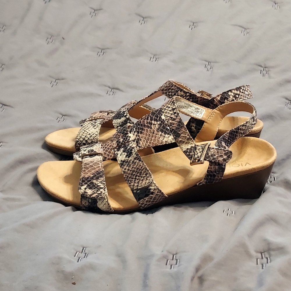 Vionic Orthaheel 'Glenda' faux Snake skin Wedge Sandal 10 Boho Cottagecore